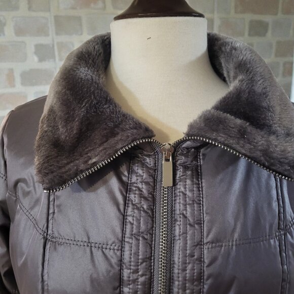 NY&CO Jacket Faux Fur Trim Packable Nylon Puffer Jacket size S color Silver - Picture 5 of 10